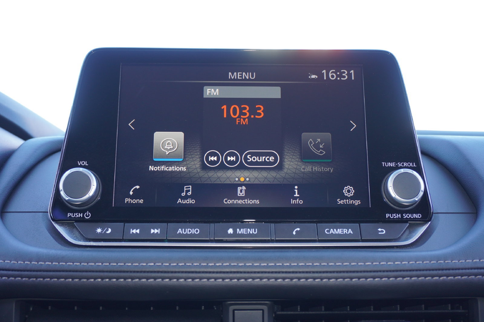 Used 2026 Nissan Rogue SV FWD image 15