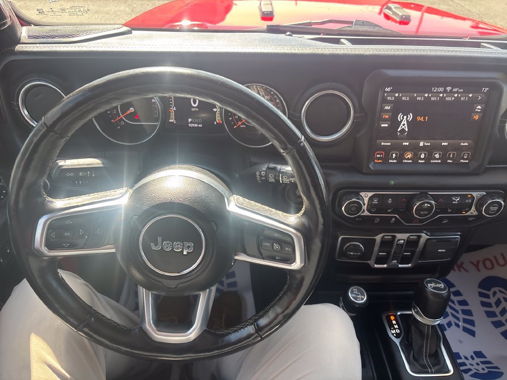 Used 2018 Jeep Wrangler Unlimited Sahara AWD/4WD image 18