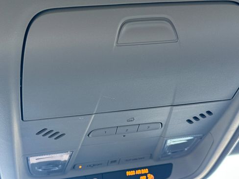 Certified 2023 Cadillac XT4 Luxury image 23