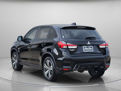 Used 2022 Mitsubishi Outlander Sport ES FWD image 3