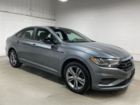 Used 2019 Volkswagen Jetta R-Line FWD image 14