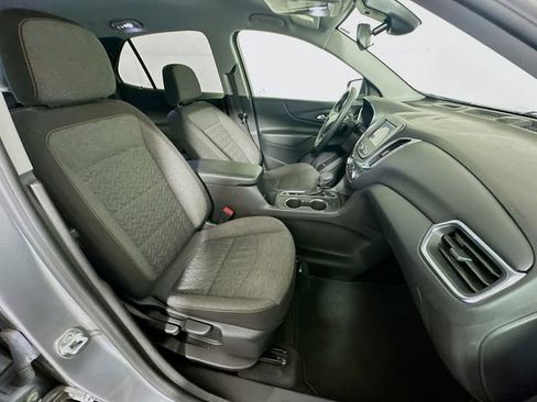 Used 2024 Chevrolet Equinox LT FWD image 27