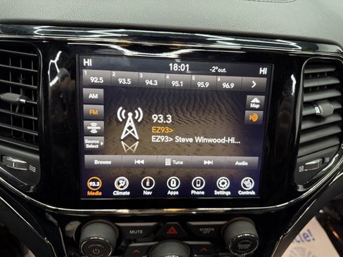 Used 2021 Jeep Grand Cherokee High Altitude image 18