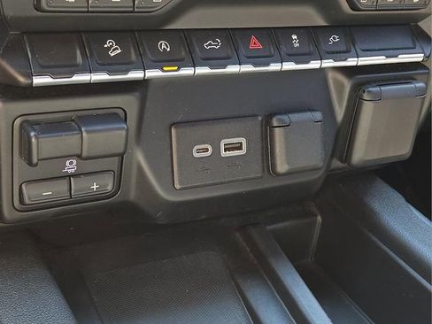 Used 2021 GMC Sierra 1500 AT4 w/ AT4 Preferred Package image 26