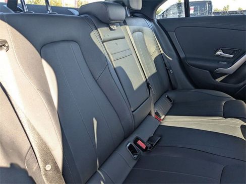 Used 2025 Mercedes-Benz CLA 250 4MATIC image 31