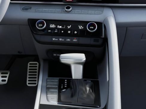 New 2026 Hyundai Elantra Sport FWD image 16