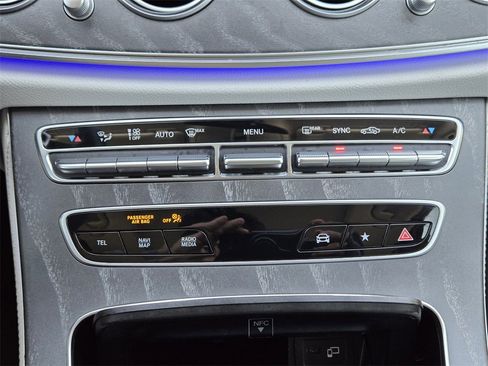 Used 2022 Mercedes-Benz E 350 Sedan image 21