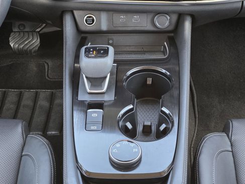 Used 2022 Nissan Rogue Platinum w/ Head-Up Display Package image 25