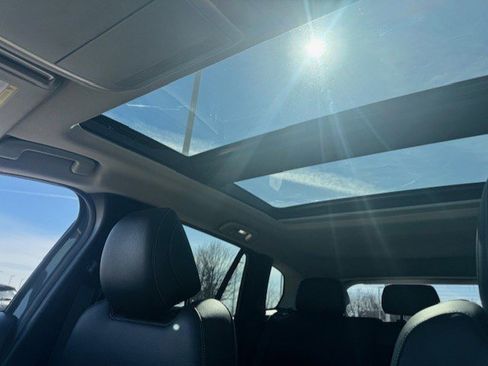 Used 2023 MAZDA CX-50 2.5 S w/ Preferred Plus Pkg image 20