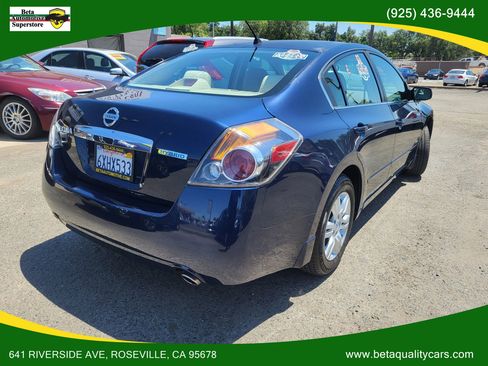 Used 2011 Nissan Altima Hybrid Sedan image 7