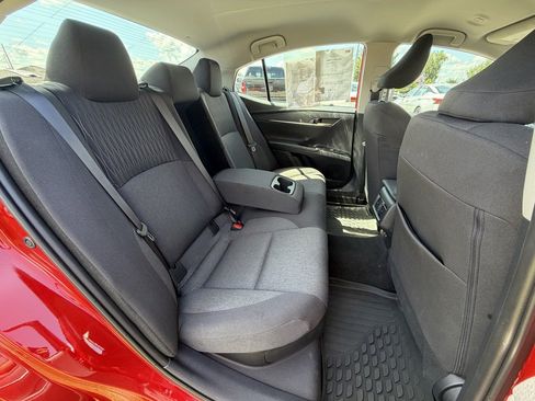 Used 2025 Toyota Camry LE AWD/4WD image 22