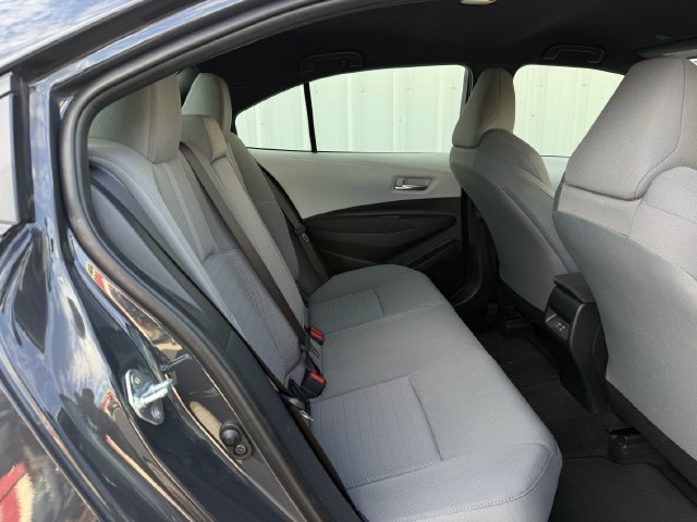 Used 2026 Toyota Corolla SE FWD image 30