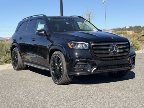 New 2026 Mercedes-Benz GLS 450 4MATIC image 6