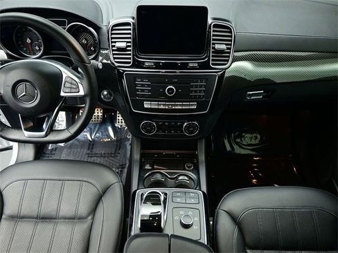 Used 2017 Mercedes-Benz GLE 43 AMG 4MATIC image 6