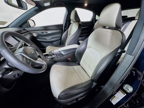 Used 2023 INFINITI QX55 Essential image 16