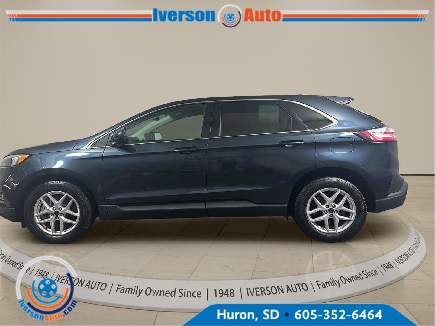 Used 2024 Ford Edge SEL w/ Convenience Package AWD/4WD image 5
