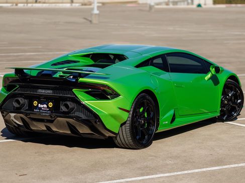 Used 2023 Lamborghini Huracan Tecnica image 6