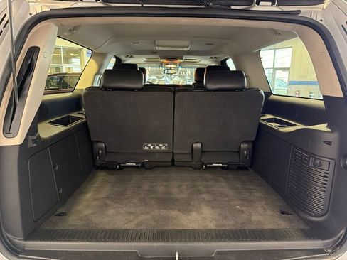 Used 2013 Chevrolet Suburban LT w/ Luxury Package AWD/4WD image 29