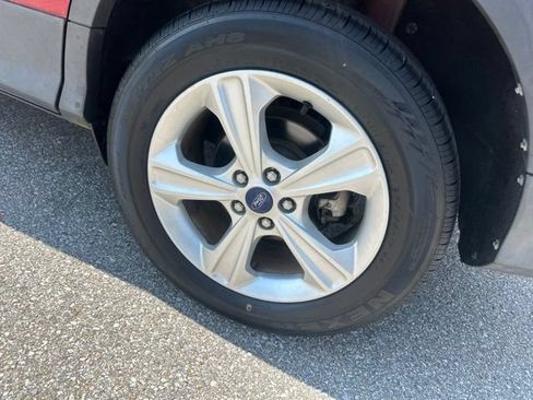 Used 2014 Ford Escape SE w/ Equipment Group 201A FWD image 24