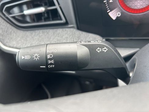 New 2026 Nissan Kicks SV w/ SV Premium Package image 28