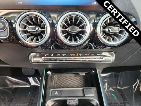 Certified 2025 Mercedes-Benz GLA 250 image 20