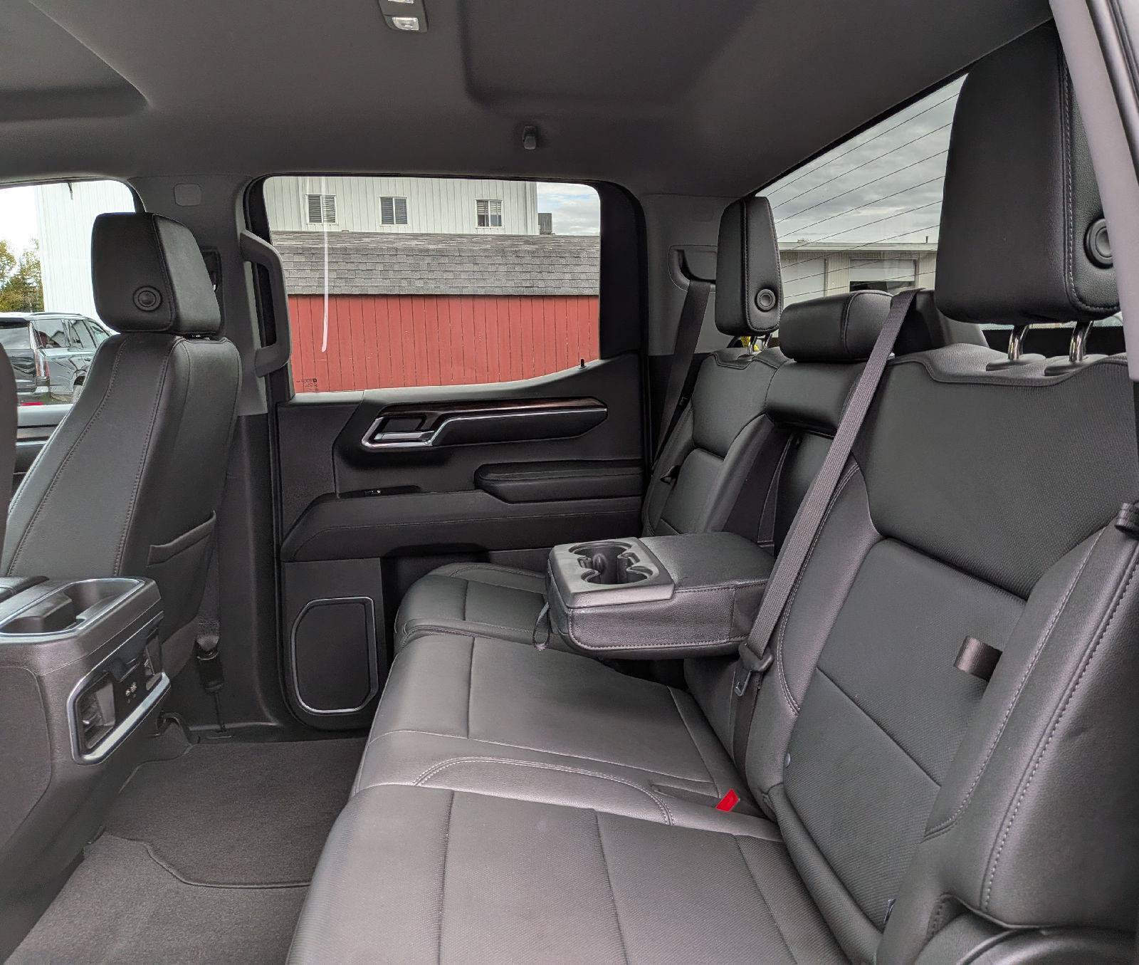 Used 2023 GMC Sierra 1500 SLT w/ SLT Premium Package AWD/4WD image 22