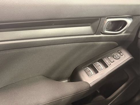 Used 2023 Honda Civic LX image 30