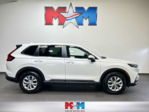 Used 2026 Honda CR-V LX image 1
