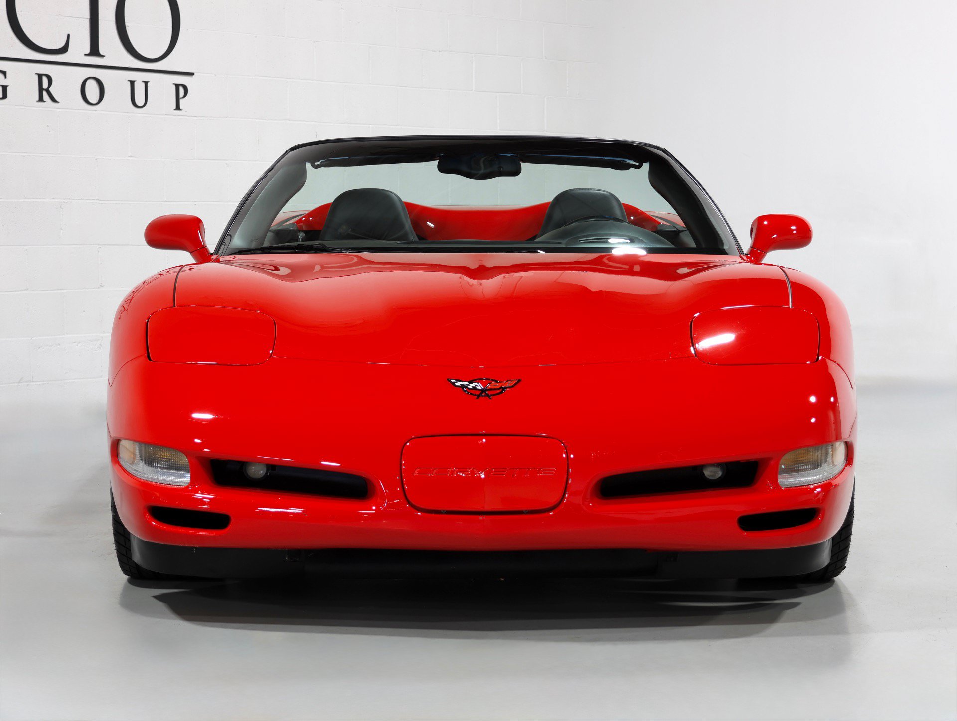 Used 2004 Chevrolet Corvette Convertible w/ Preferred Equipment Group RWD image 21