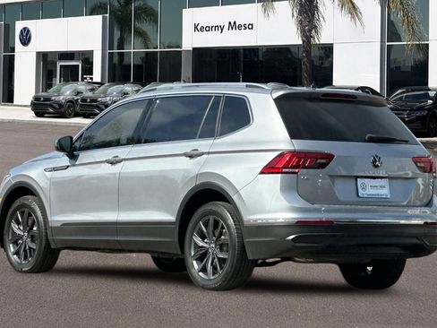 Used 2023 Volkswagen Tiguan SE FWD image 6