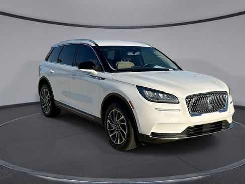 Used 2022 Lincoln Corsair FWD w/ Equipment Group 101A image 12