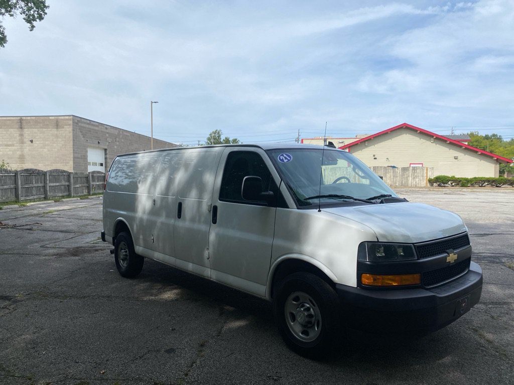 Used 2021 Chevrolet Express 2500 Extended RWD image 7