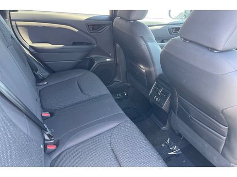 Certified 2026 Subaru Forester Premium AWD/4WD image 18