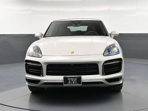 Certified 2023 Porsche Cayenne GTS AWD/4WD image 11