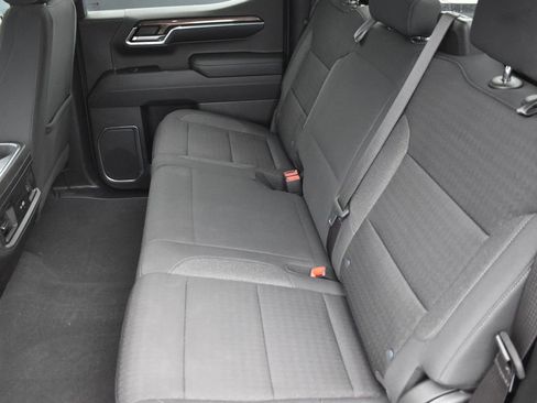 Used 2024 Chevrolet Silverado 1500 LT Trail Boss w/ Convenience Package II image 26