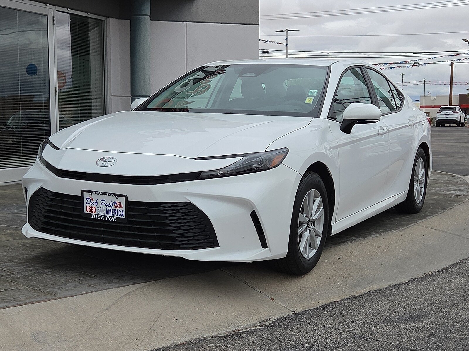 Used 2026 Toyota Camry LE FWD image 2