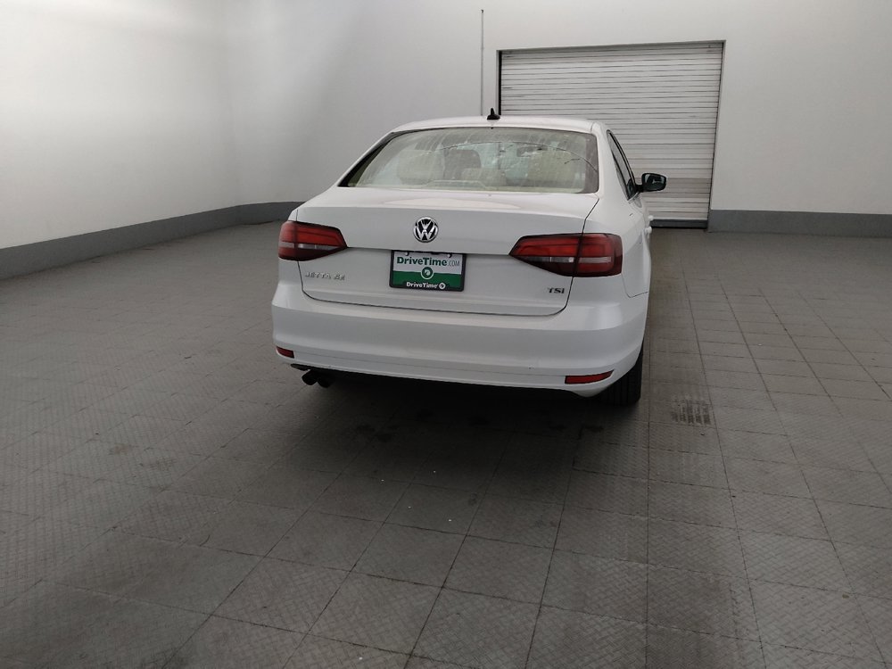 Used 2017 Volkswagen Jetta SE FWD image 7
