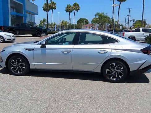 Used 2025 Hyundai Sonata SEL FWD image 5