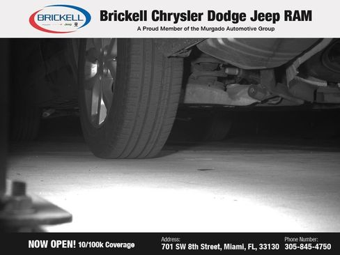 Used 2019 Land Rover Discovery SE image 9