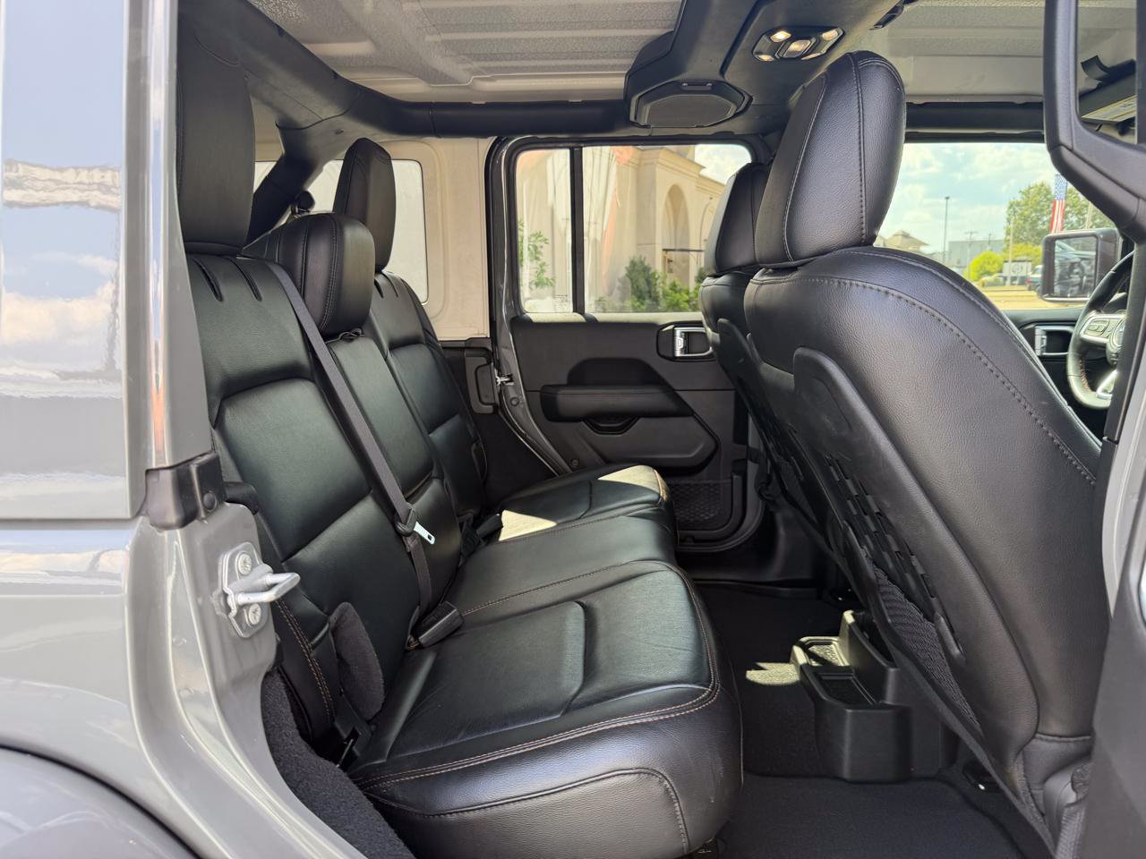 Used 2023 Jeep Wrangler Unlimited Rubicon 392 w/ Xtreme Recon 35" Tire Package AWD/4WD image 25