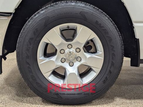 Used 2023 RAM 1500 Big Horn image 31