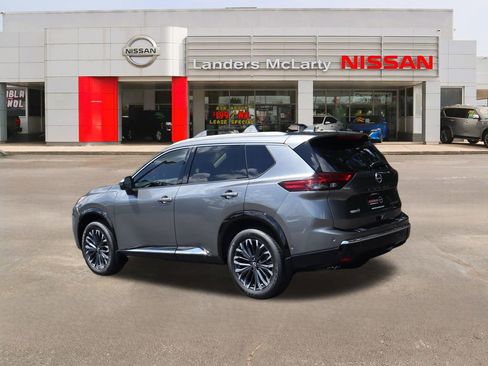 New 2025 Nissan Rogue Platinum image 5