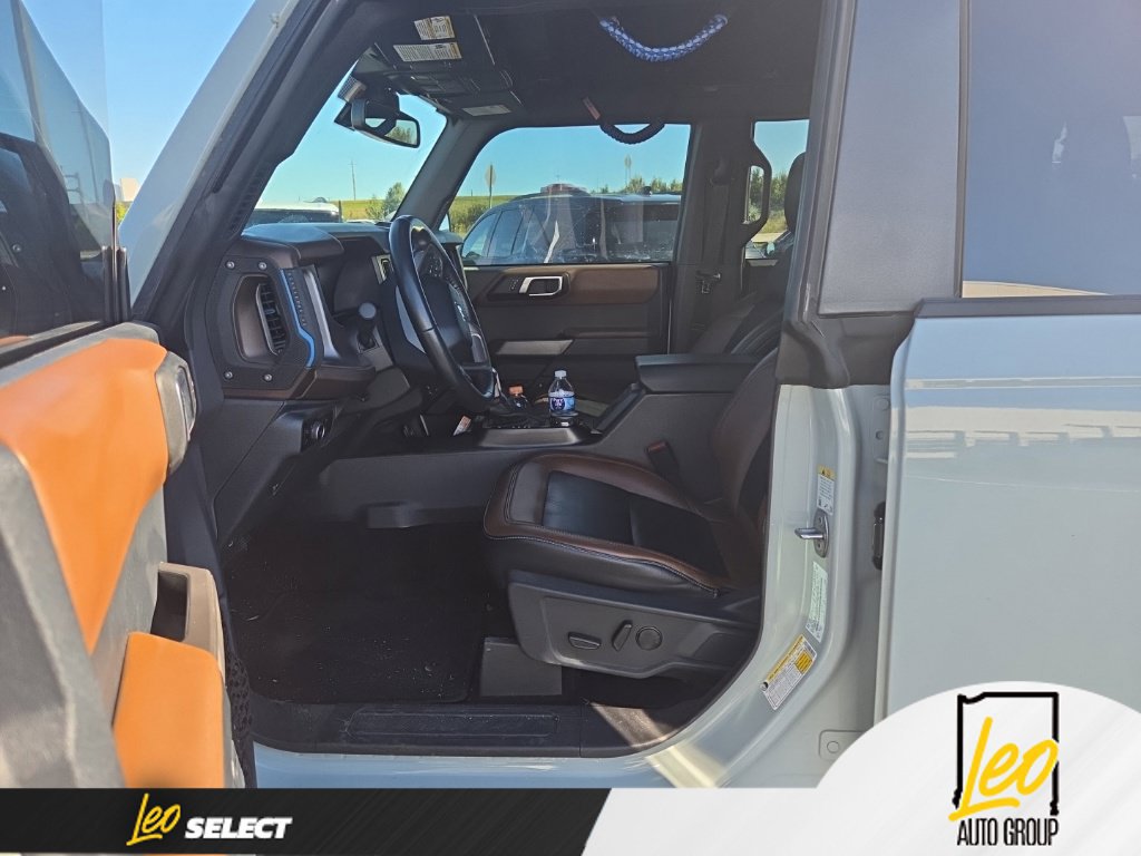 Used 2023 Ford Bronco Outer Banks w/ Sasquatch Package AWD/4WD image 14