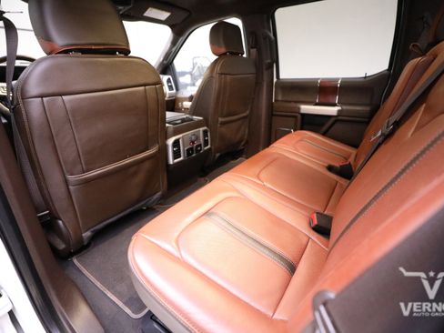 Used 2022 Ford F350 King Ranch w/ FX4 Off-Road Package image 9