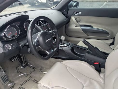 Used 2009 Audi R8 V8 AWD/4WD image 13
