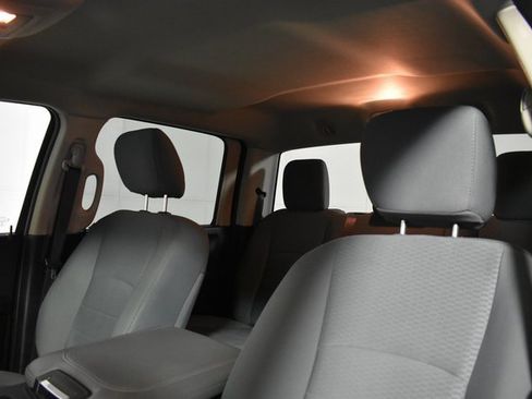 Used 2018 RAM 1500 Express w/ Express Value Package image 10