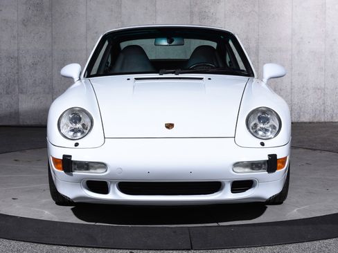 Used 1998 Porsche 911 Carrera S image 9