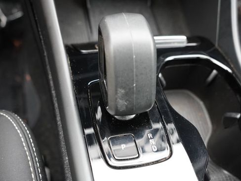 Used 2023 Volvo XC40 Recharge Ultimate w/ Protection Package Premier AWD/4WD image 32