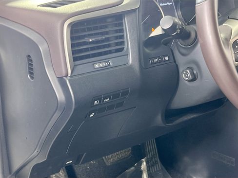 Used 2019 Lexus RX 350L AWD image 10