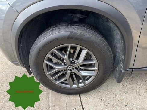 Certified 2023 Nissan Rogue S image 3